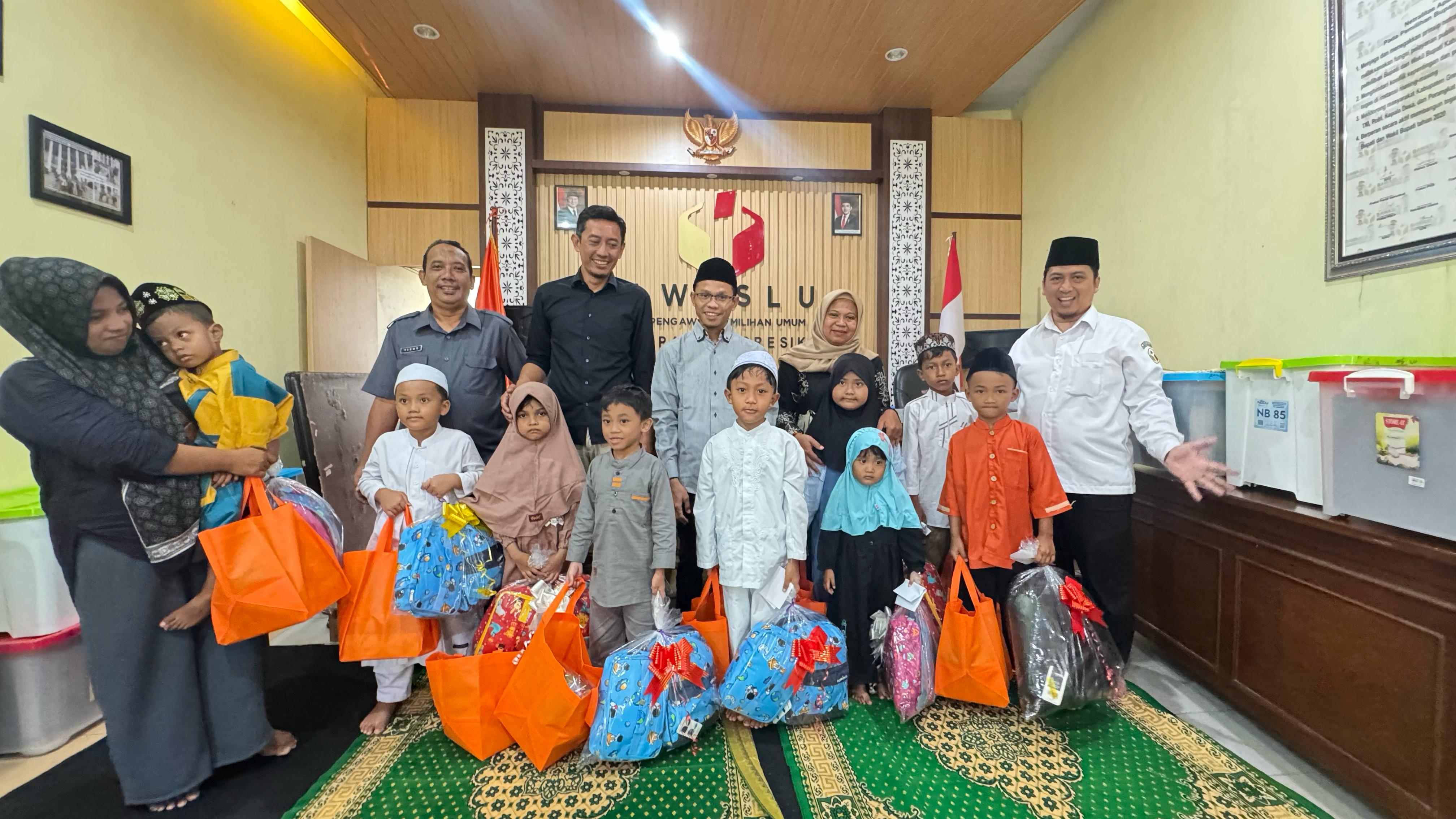 tasyakuran hut ke 17 Bawaslu Ri