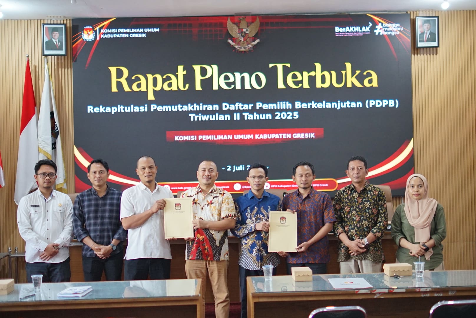 Bawaslu Gresik Hadiri Rapat Pleno Terbuka Rekapitulasi Pemutakhiran PDPB 