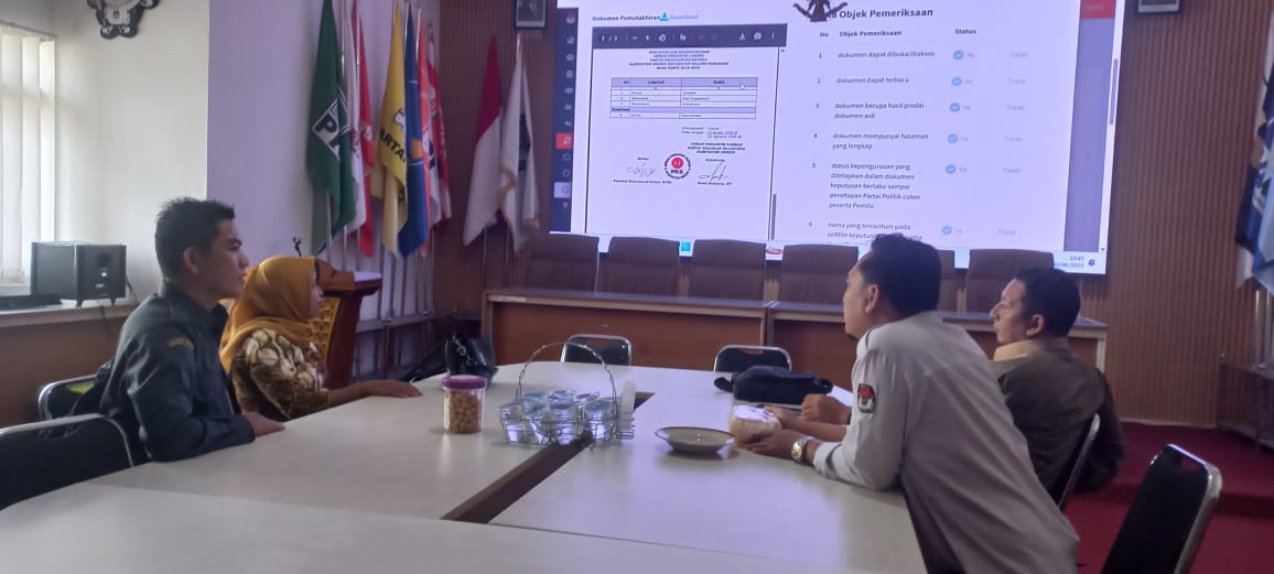 Bawaslu Gresik Koordinasi bersama Kpu Gresik terkait imbauan Pemutakhiran Data Anggota Parpol