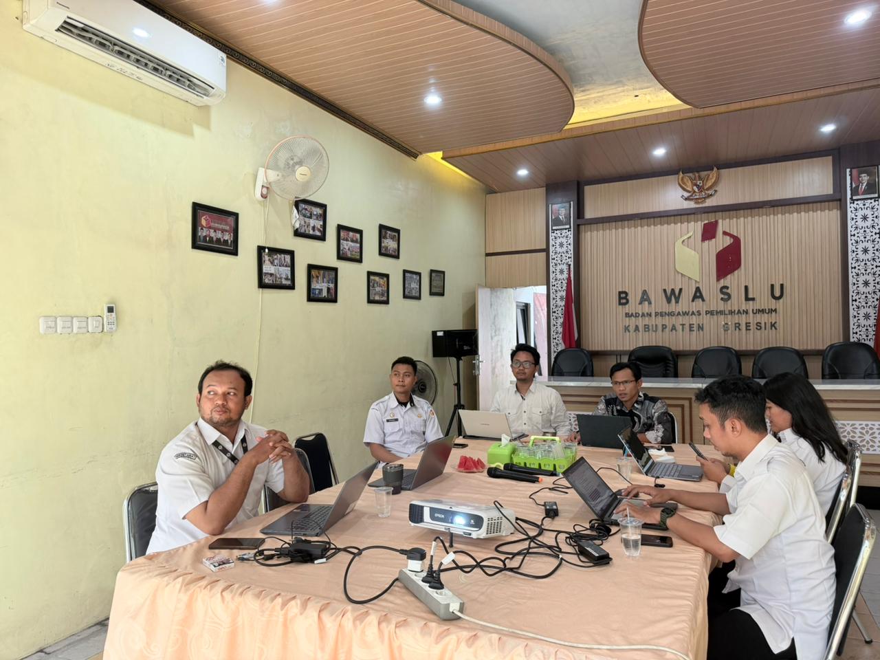 Rapat Divisi P2H