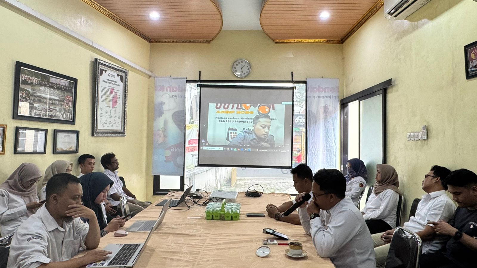 Rapat Internal
