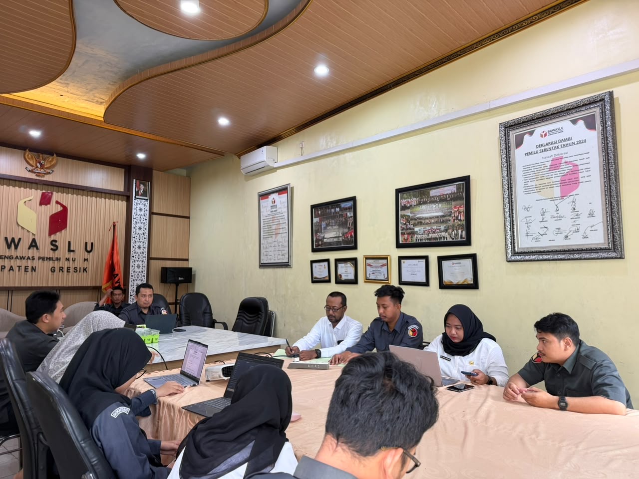 Rapat Internal subbagian Administrasi