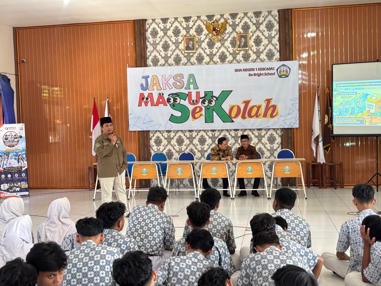 Bawaslu Goes to school