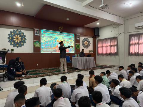 Bawaslu Goes To school