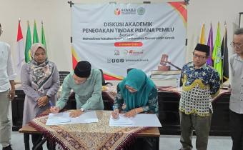 Kerjasama bawaslu dan universita qomaruddin