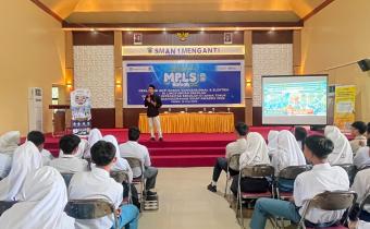 Bawalsu goes to school